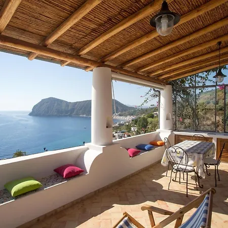 House With Garden And Sea View In