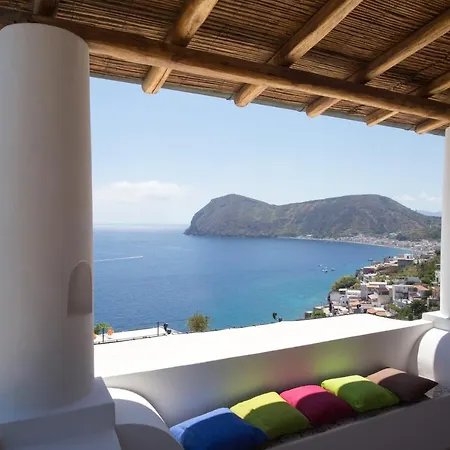 House With Garden And Sea View In Holiday home *